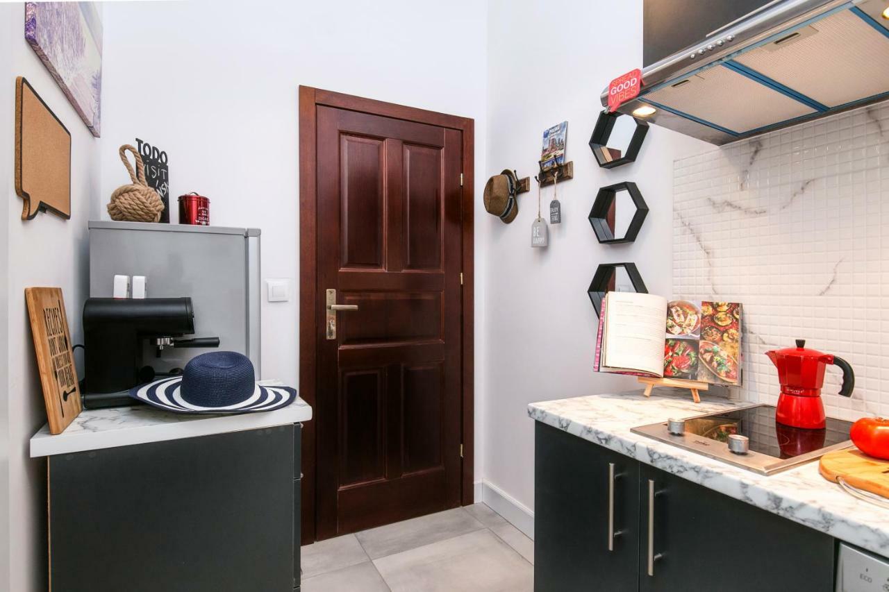 Berg Apartament Red Obok Starego Miasta Danzig Exterior foto