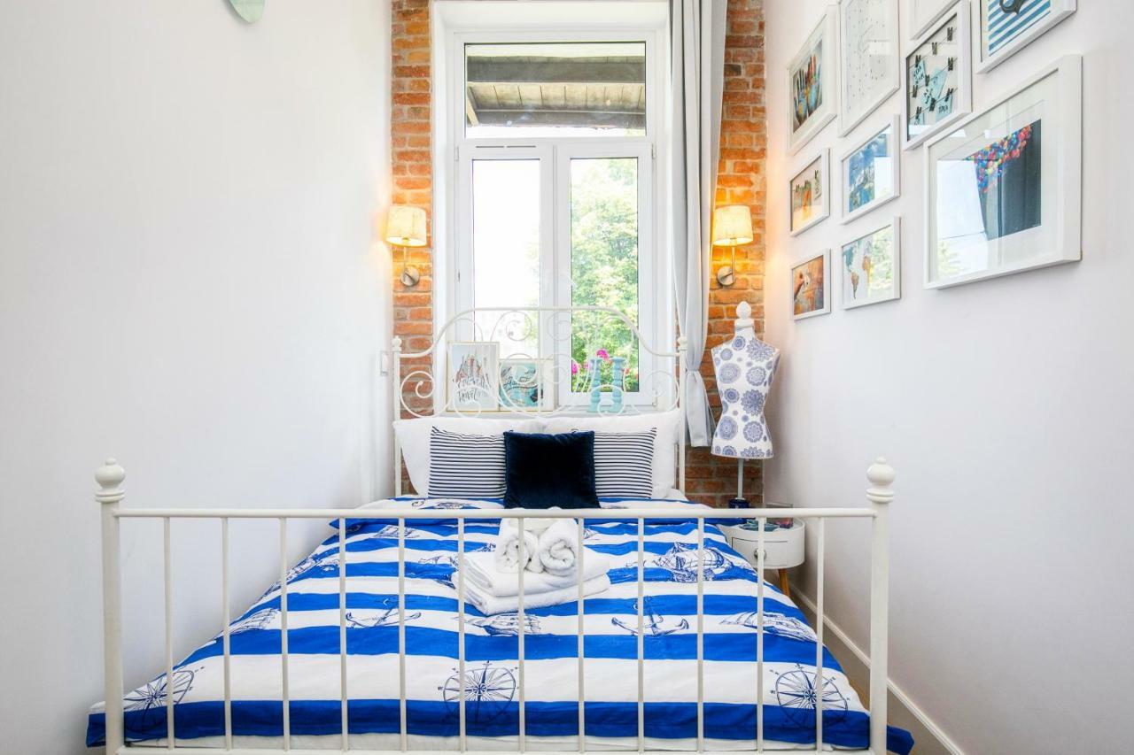 Berg Apartament Red Obok Starego Miasta Danzig Exterior foto